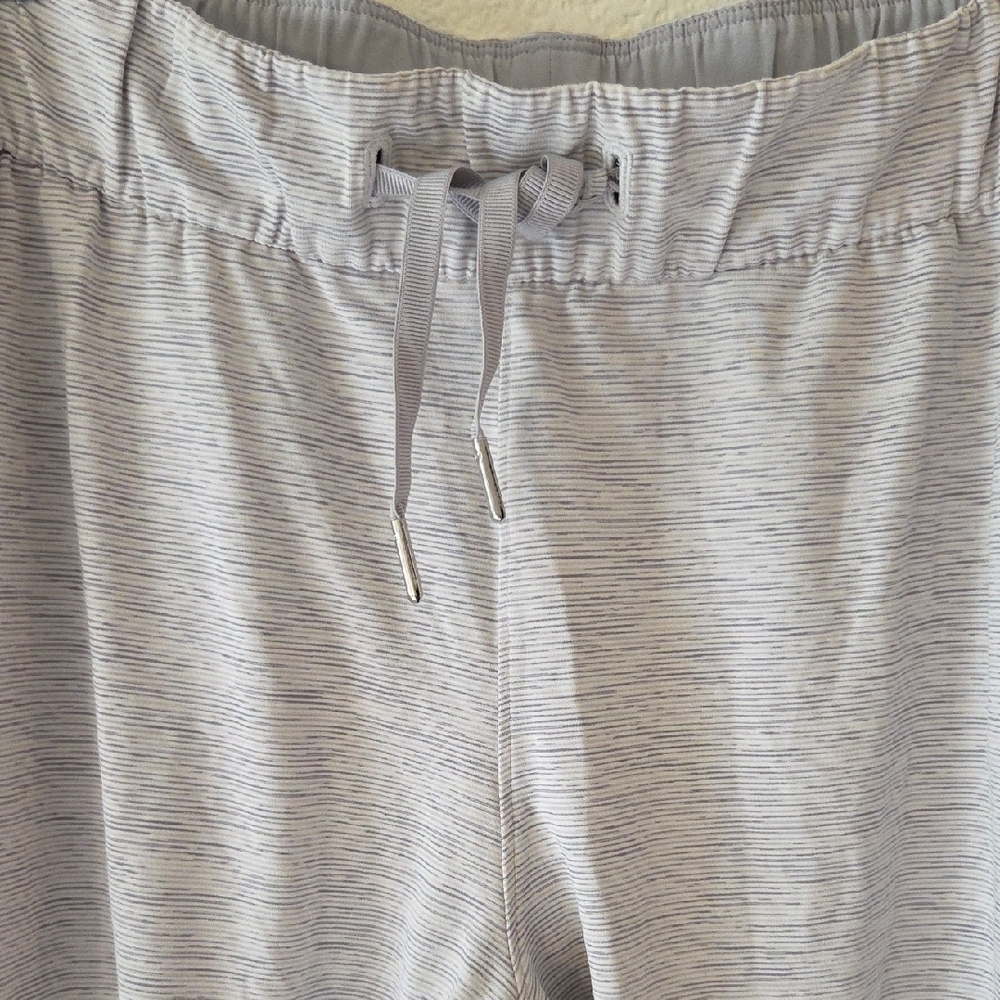 lululemon athletica Light Gray Heather Jogger Pants - Picture 2 of 5